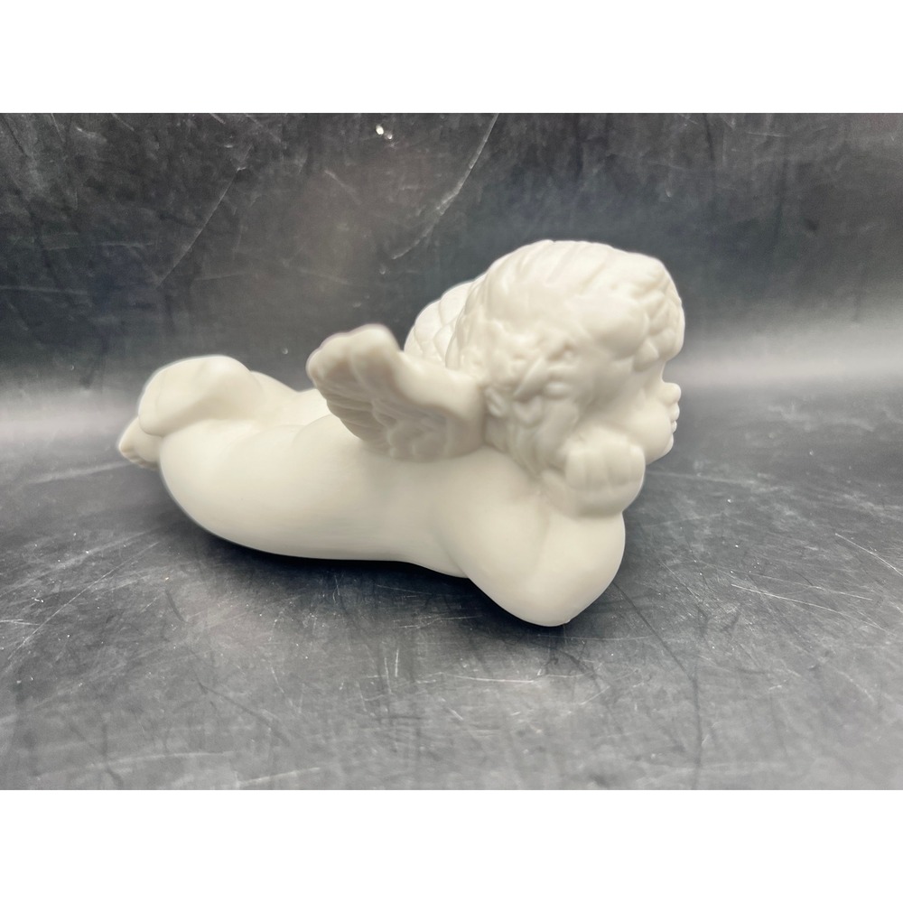 Vtg Vigor White Bisque Porcelain Reclining Cherub Angel‎ Figurine 4" Valentine's